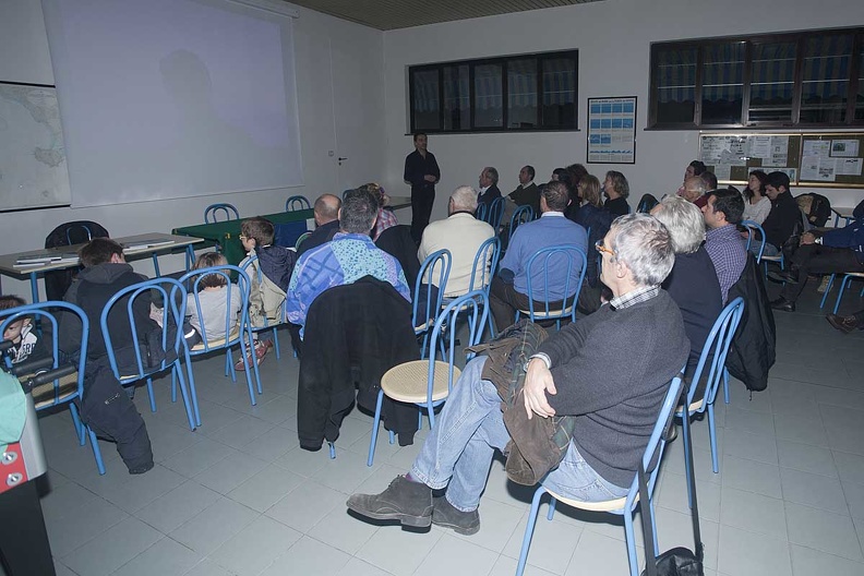 Conferenze-2011-Squali-bianchi-del-Sudafrica-De-Maddalena-9.JPG