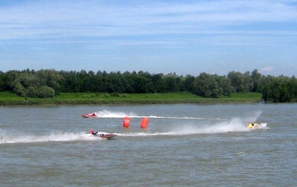 Prociv-2011-assist-gara-motonautica-6