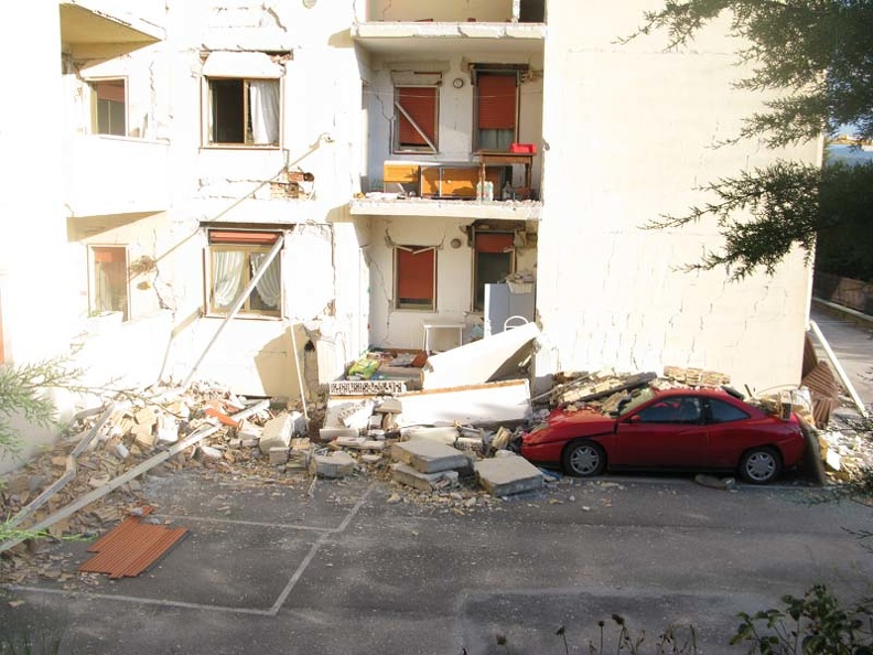 Prociv-2009-sisma-Abruzzo-30.jpg